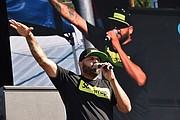ARTISTAS. Desde la escena urbana local, saltó Mr. Pelón 503 al escenario con su propuesta de rap.