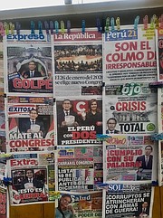 PORTADAS. Con estos titulares amaneció Perú el martes 1 de octubre, tras la noche anterior, cuando el presidente Vizcarra anunciara el cierre del Congreso / Milagros Meléndez para ETL