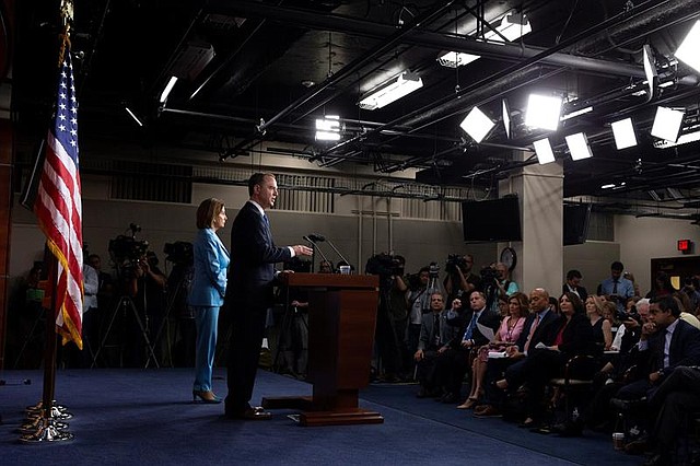 POLÍTICA. La Cámara Baja impulsa una investigación previa a un posible juicio político a Trump que conlleve a su destitución. | Foto: Efe/MICHAEL REYNOLDS