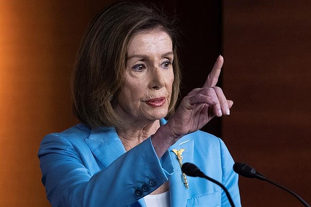 POLÍTICA. Nancy Pelosi denunció que Donald Trump socava la seguridad nacional y su juramento para proteger y defender la Constitución. | Foto: Efe/MICHAEL REYNOLDS