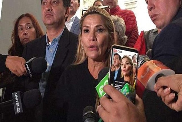 LÍDER. Es la segunda mujer al frente de su país / @Ian56789