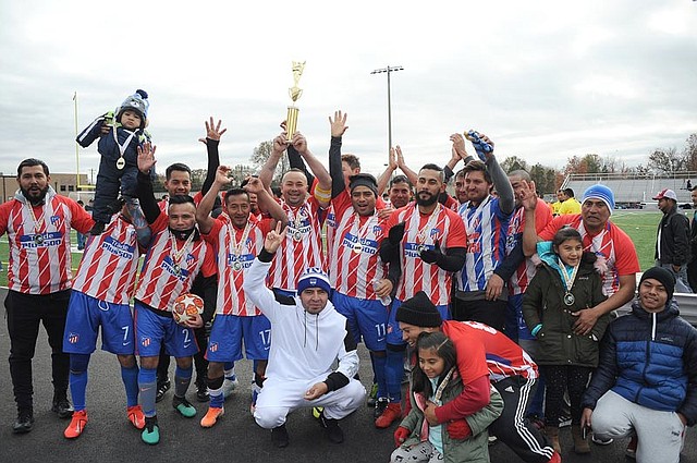 FÚTBOL. La fiesta del fútbol se celebró en grande / José Argueta