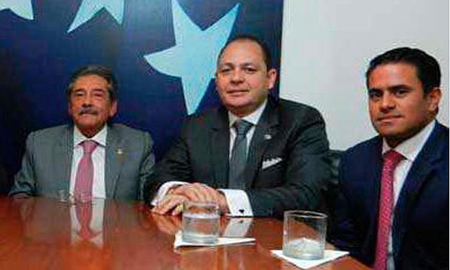 Juan Domingo Cordero, Raúl Gorrín y Gustavo Perdomo. |
Imagen cortesía Maibort Petit.