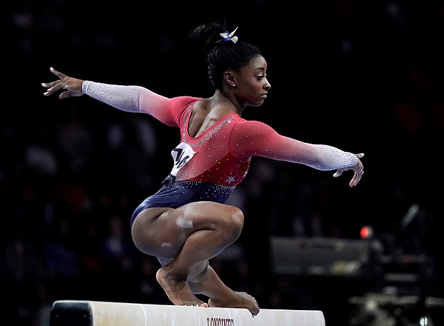 HISTÓRICA. Biles pasó a ser la gimnasta más laureada. | Foto: Efe.