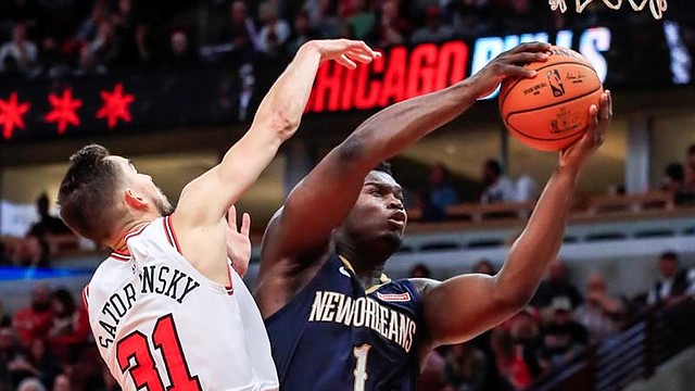 FUERTE. Zion Williamson promete ser el hombre a seguir en la NBA. | Foto: Efe