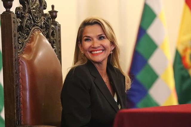 LA PAZ. Jeanine Áñez cumplió un mes como mandataria interina el 12 de diciembre, en un país en el que se mantienen las tensiones políticas. | Foto: Efe/Martín Alipaz.