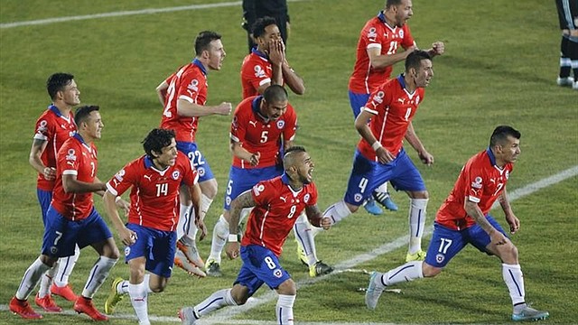 SOBERBIOS. Chile se quedó con la Copa América de 2015. | Foto: Efe.