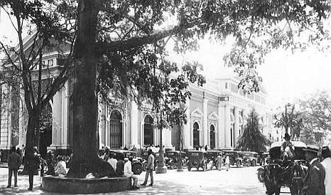 HISTORIA. Helmut Neumann, Universidad Central de Venezuela Caracas 1937. Colección Helmut Neumann / Crédito: Archivo Audiovisual de la Biblioteca Nacional