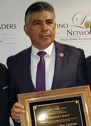 VOTO. El congresista Antonio (Tony) Cárdenas está convencido de que solo el voto masivo de los hispanos le negará la reelección a Donald Trump. | FOTO: Latino Leaders Network