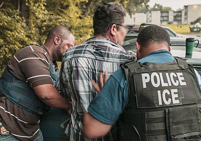 ‘Trampa’ cibernética de ICE perjudica a inmigrantes