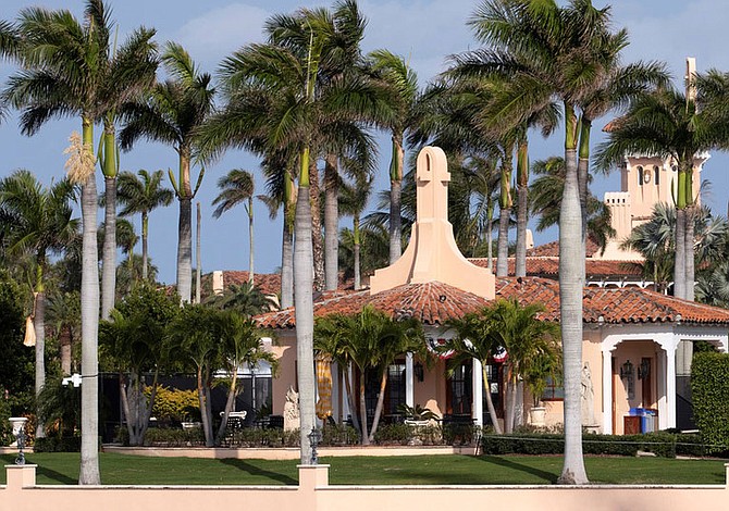 Mar-a-lago despidió temporalmente  a 153 empleados