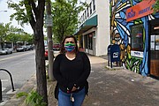 ACTIVISTA. Ingris Morán, organizadora de Inquilinos y Trabajadores Unidos, dijo que se necesitan más recursos para combatir el COVID-19. | FOTO: Tomás Guevara - ETL