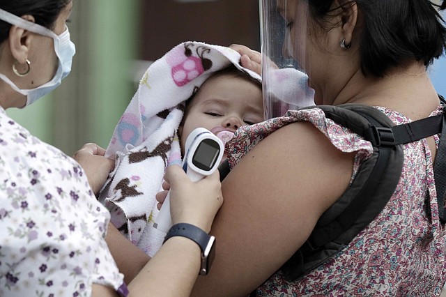 PREVENCIÓN. La educación y el seguimiento de las recomendaciones sanitarias ha sido clave en Costa Rica. | Foto: Efe/Jeffrey Arguedas