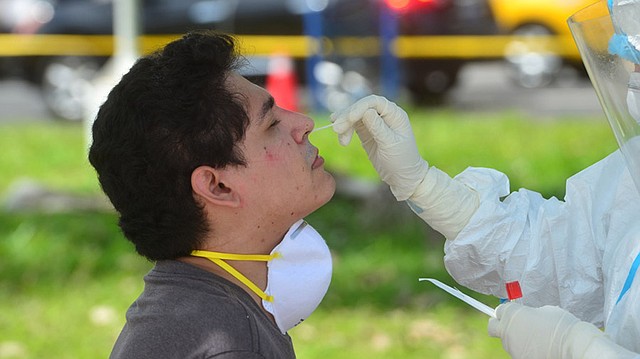 CONTAGIOS. La detección de casos es vital para calcular el impacto de la pandemia. | Foto: EDH/ Yessica Hompanera.