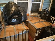 “Al principio pensé enviar unas dos cajas y estaba listo para pagar los costos de envío con mi dinero. Pero es mucho lo que han donado por lo que tenemos la capacidad de llenar 10 cajas extra grandes”, dijo Milla al explicar por qué necesita ayuda de la comunidad.
