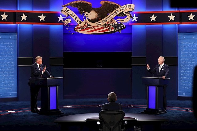 POLÍTICA. Donald Trump (izq.) y Joe Biden (der.) fueron las figuras de la política en 2020/EFE