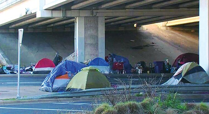 No hay espacio para campamentos legales