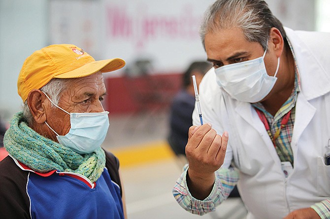 Perjudicial retraso por lenta vacunación en ciudades mexicanas