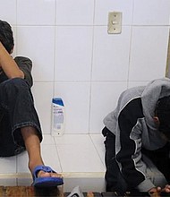 Niños encerrados sufren ataques de pánico