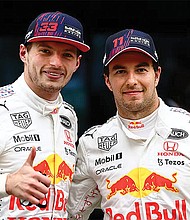 Sergio ‘Checo’ Pérez y Max Verstappen.