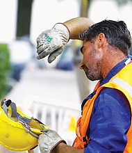 Texas es considerado el Estado más peligroso del país para quienes trabajan en la construcción: un trabajador muere cada tres días. Se estima que, al menos, 6 de cada 10 trabajadores en esa industria son hispanos, de acuerdo con un reporte de Workers Defense Project y la Universidad de Texas en Austin.