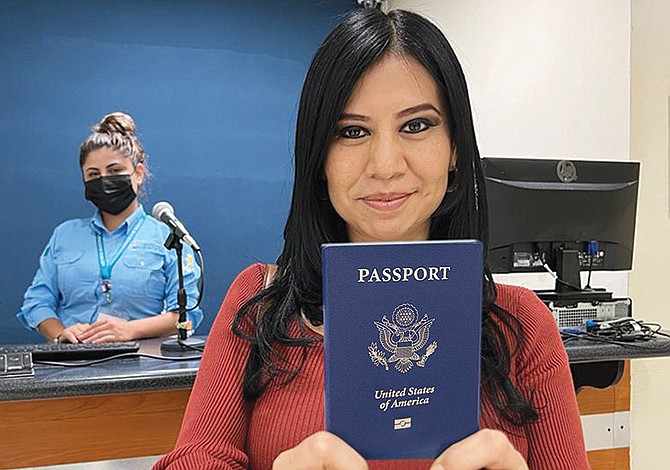 Tramite su pasaporte en las bibliotecas