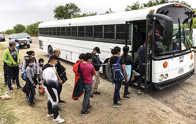 Más de 60,000 fueron expulsados de Texas