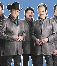 Los Tigres del Norte son los “Jefes de jefes” serán la primera agrupación de música mexicana en ganar este galardón.