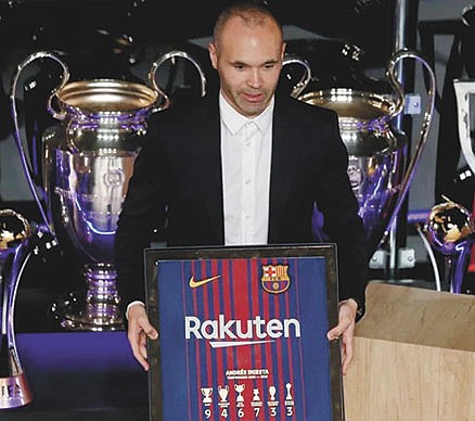 Iniesta anuncia su retiro