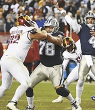 Los Dallas Cowboys lograron un triunfo crucial al derrotar a los Washington Commanders 26-34, rompiendo con una racha de cinco derrotas consecutivas.