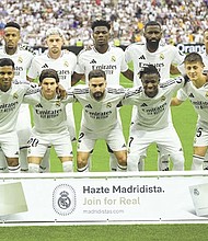 Madrid es uno de los pocos clubes en España, junto a Barcelona, Athletic Club y Osasuna, que sigue siendo propiedad de sus socios y no se vio obligado a convertirse en sociedad anónima según una ley de 1990.