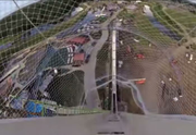 Este es un tobogán de agua más alto que la estatua de la Libertad. El tobogán se llama The Verrückt, y está ubicado en el parque Schlitterbahn Waterpark que está ubicado en Kansas City.