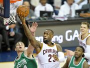 LeBron James concretó una gran actuación y los Celtics cayeron en el segundo de la serie.